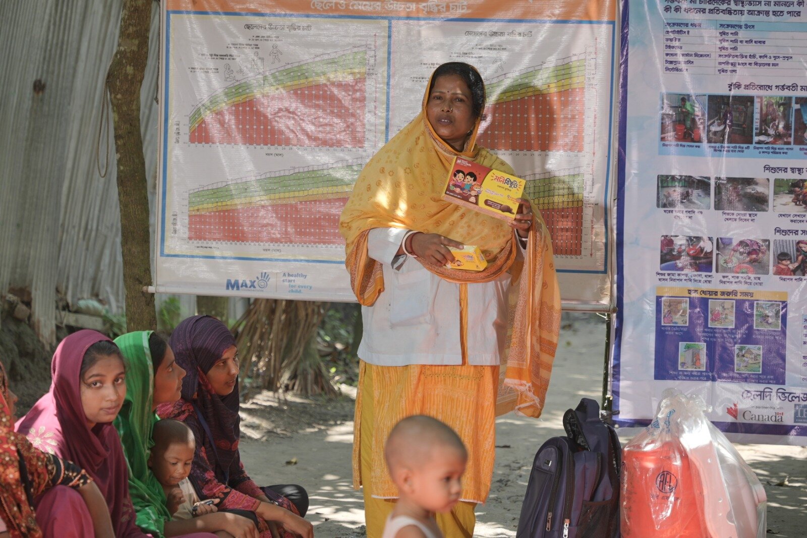 Entrepreneurs collaborating at the Entrepreneurship Lab